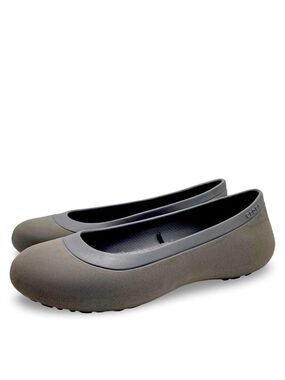 Crocs Mammoth Flats Round Toe Faux Fur Lined Leopard Print, size 8